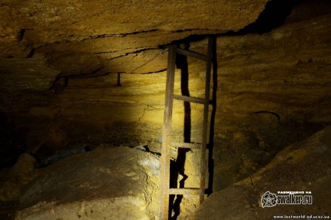 Шахта Аркадия Плаза