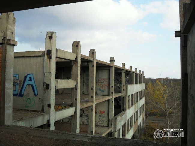 Недостроенная больница Недостроенная больница