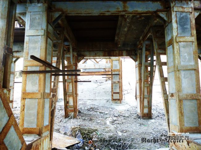 Заброшенный причал, Волгоградская область Заброшенный причал, Волгоградская область