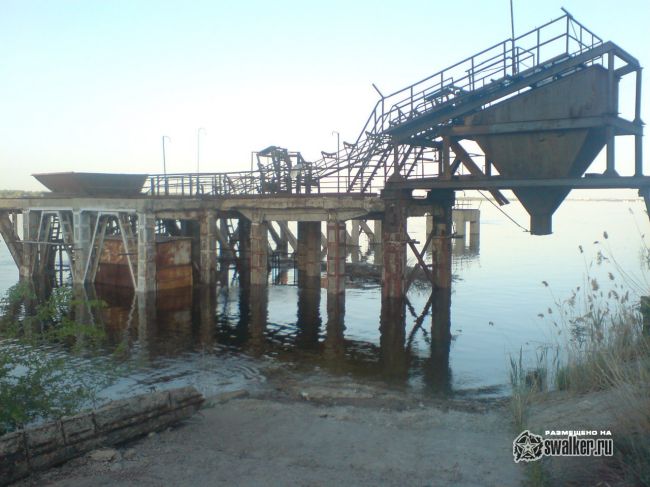 Заброшенный причал, Волгоградская область Заброшенный причал, Волгоградская область