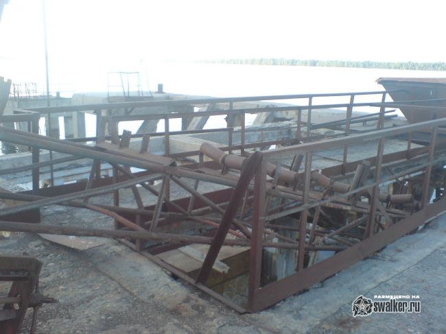 Заброшенный причал, Волгоградская область Заброшенный причал, Волгоградская область