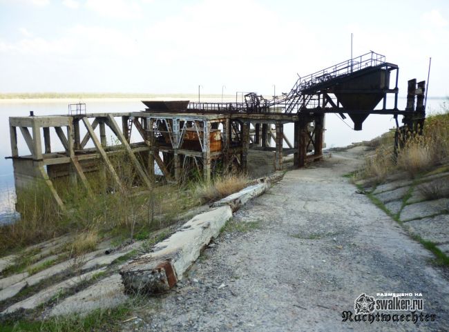 Заброшенный причал, Волгоградская область Заброшенный причал, Волгоградская область