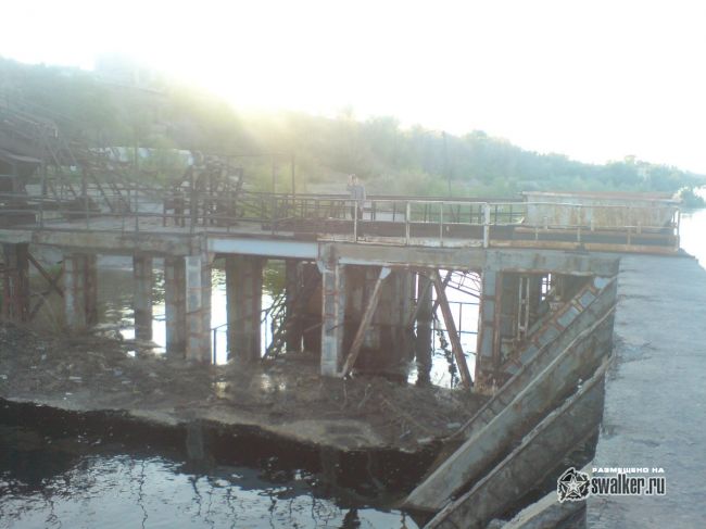 Заброшенный причал, Волгоградская область Заброшенный причал, Волгоградская область