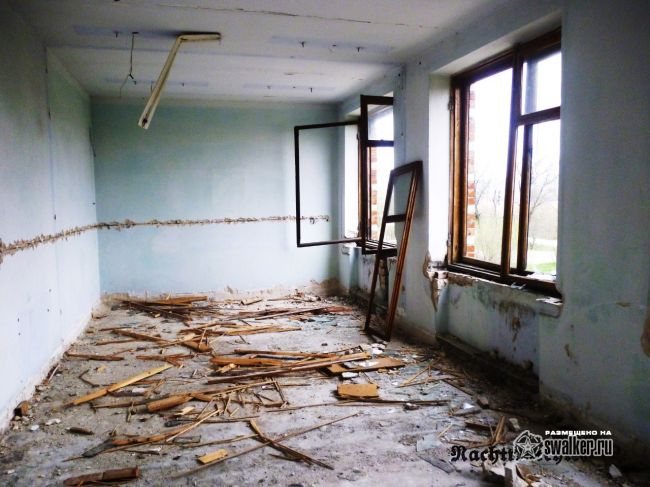 Заброшенный причал, Волгоградская область Заброшенный причал, Волгоградская область