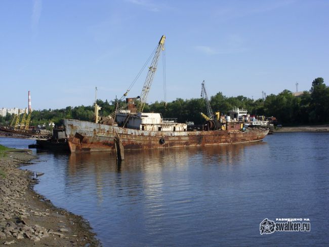 Окраина судоремонтного завода