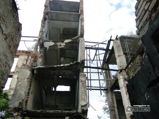 Руины храма Иоанна Богослова