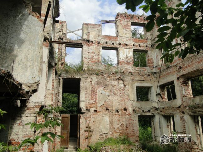 Руины храма Иоанна Богослова