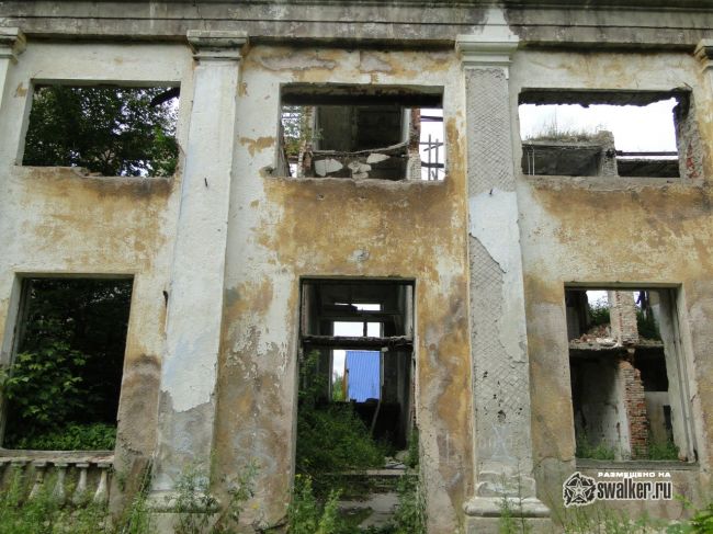 Руины храма Иоанна Богослова