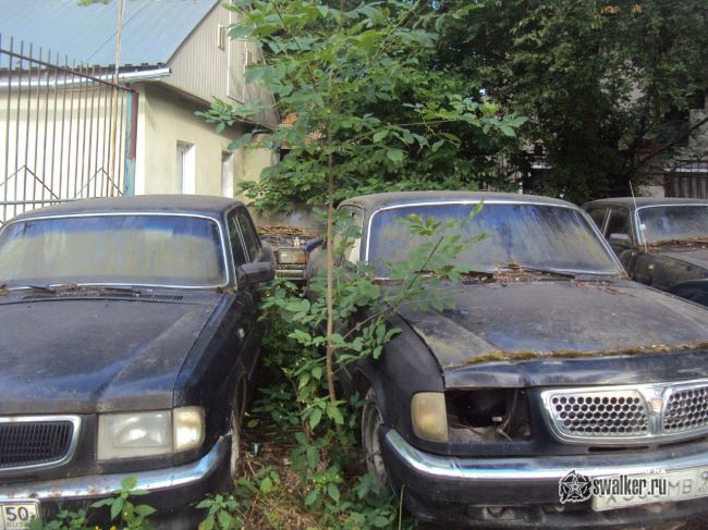 Стоянка брошенной техники