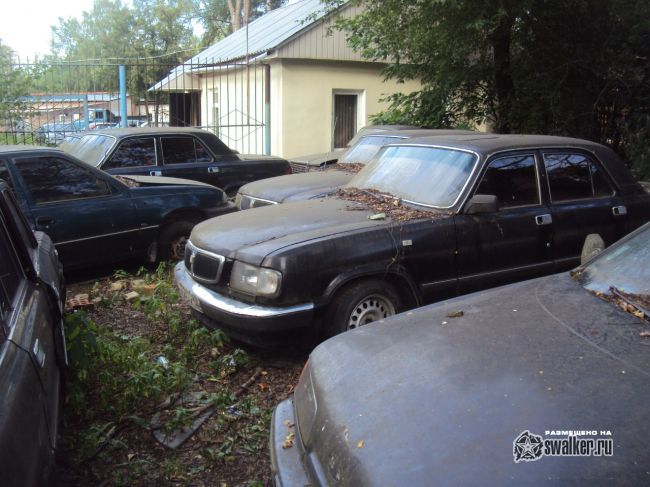 Стоянка брошенной техники