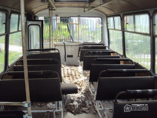 Стоянка брошенной техники