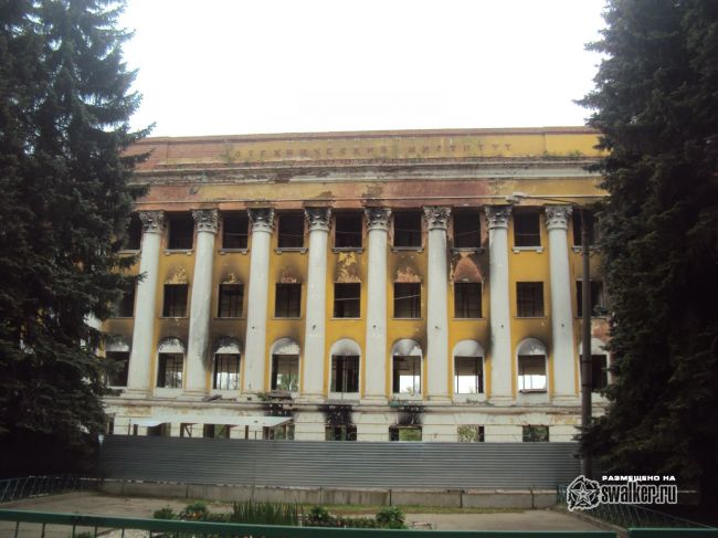 Сгоревший корпус МГУЛ