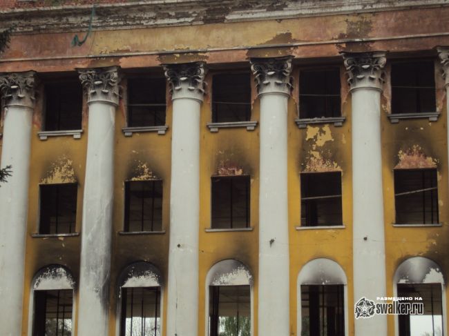 Сгоревший корпус МГУЛ