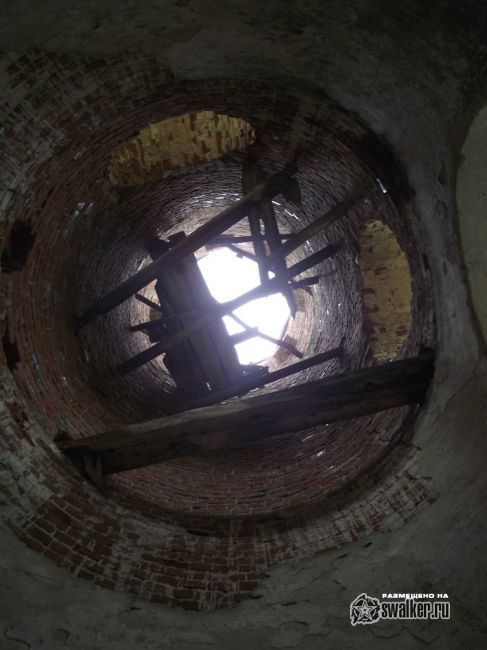 Руины Богоявленской церкви Руины Богоявленской церкви