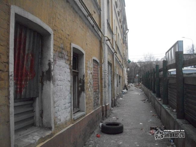 Заброшенный торговый центр, Москва