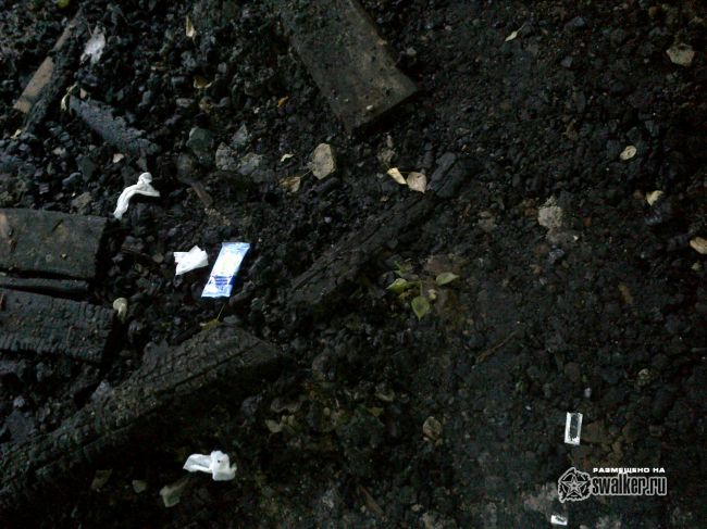 Выгоревшее здание бывшего детского сада.