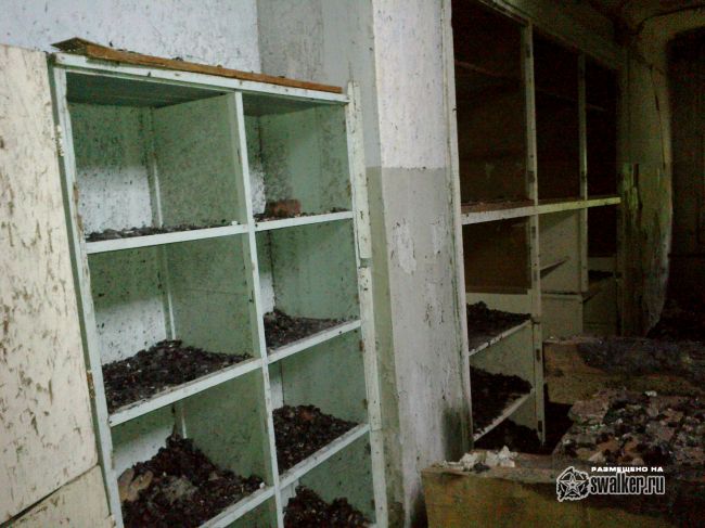 Выгоревшее здание бывшего детского сада.