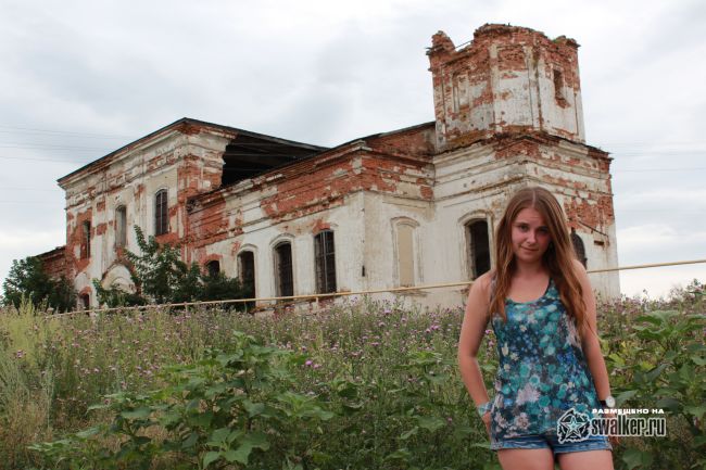 Храм Архистратига Михаила в селе Лох, Саратовская область