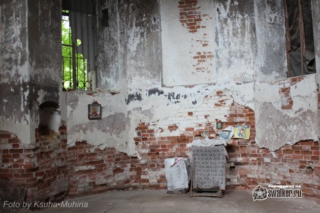 Храм Архистратига Михаила в селе Лох, Саратовская область