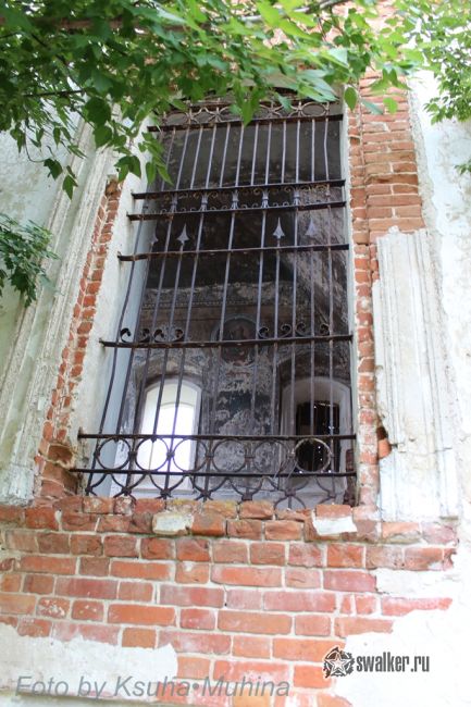 Храм Архистратига Михаила в селе Лох, Саратовская область