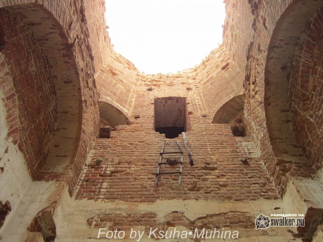 Храм Архистратига Михаила в селе Лох, Саратовская область