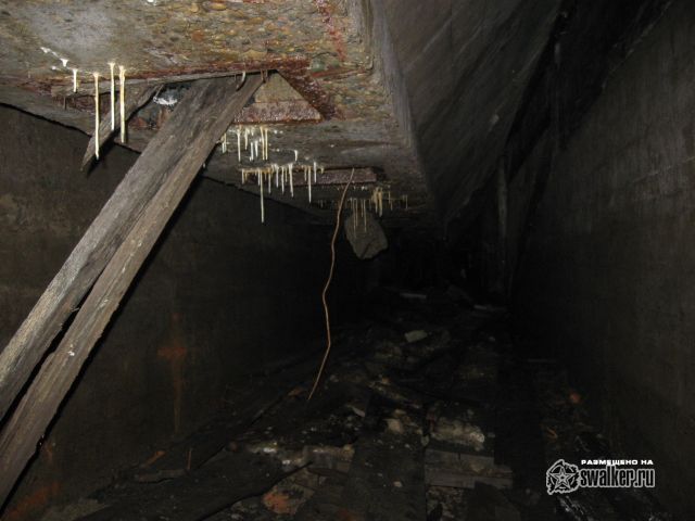 Заброшенный асфальтовый завод