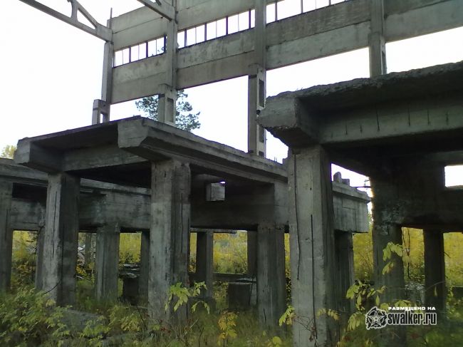 Заброшенный асфальтовый завод