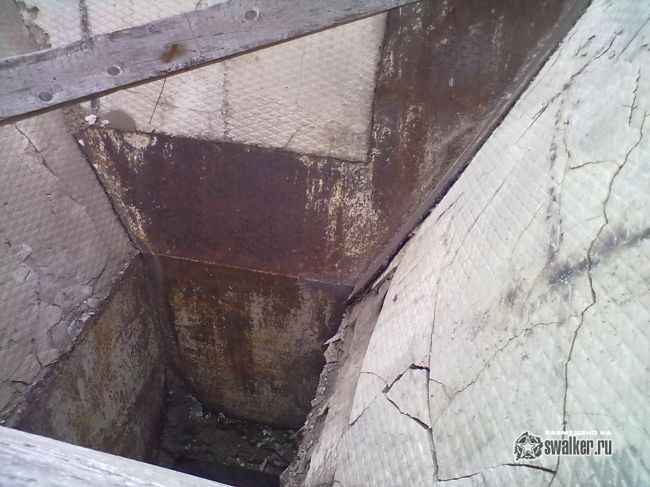 Заброшенный асфальтовый завод