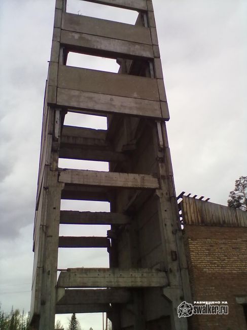 Заброшенный асфальтовый завод