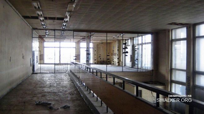 Заброшенный кинотеатр УралВагонЗавода, Свердловская область