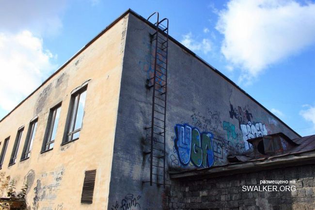 Заброшенный кинотеатр УралВагонЗавода, Свердловская область