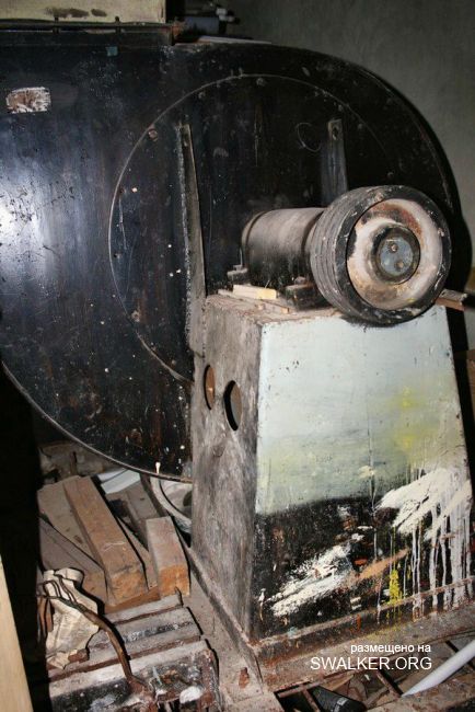 Заброшенный кинотеатр УралВагонЗавода, Свердловская область