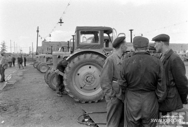 Минский тракторный завод в 1960 году