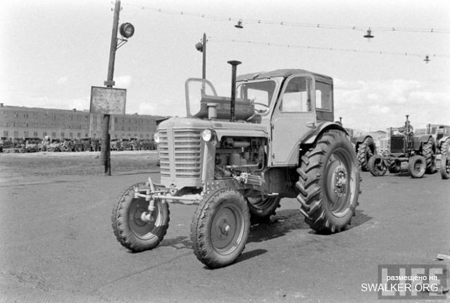 Минский тракторный завод в 1960 году
