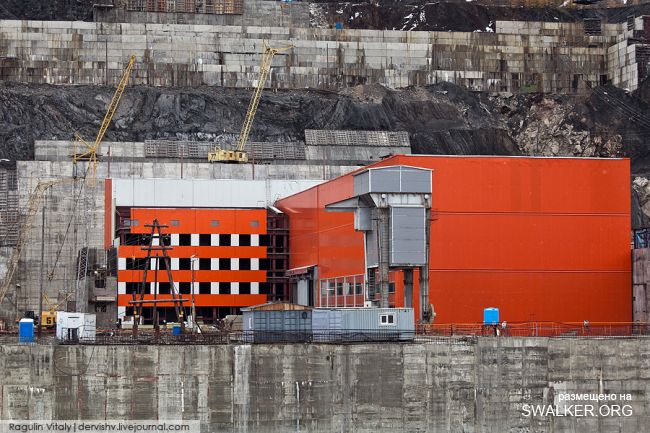 Усть-Среднеканская ГЭС на реке Колыма