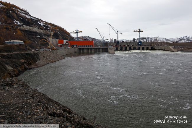 Усть-Среднеканская ГЭС на реке Колыма