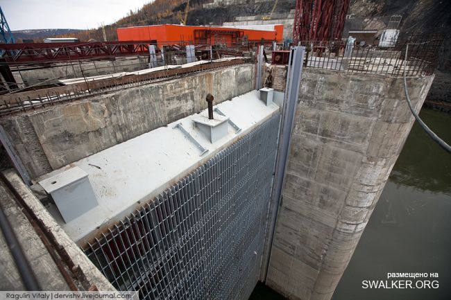 Усть-Среднеканская ГЭС на реке Колыма