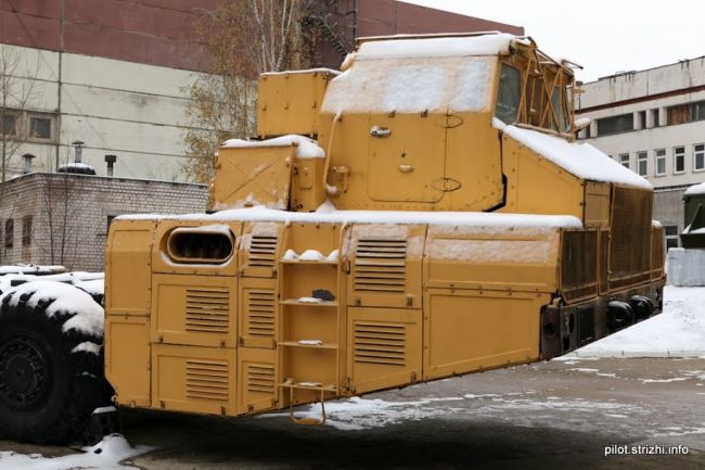 Минский завод колёсных тягачей, Беларусь