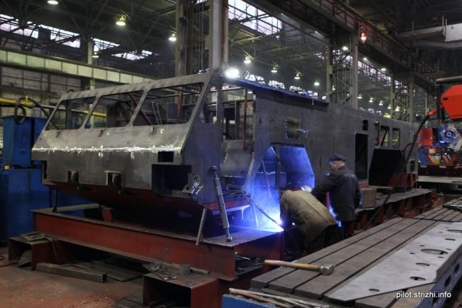 Минский завод колёсных тягачей, Беларусь