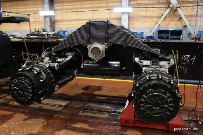 Минский завод колёсных тягачей, Беларусь