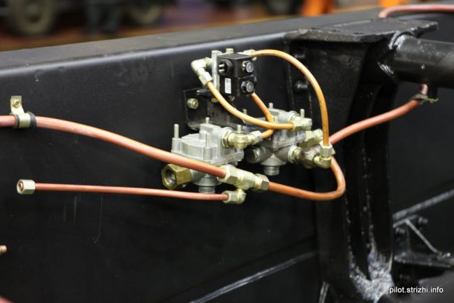 Минский завод колёсных тягачей, Беларусь