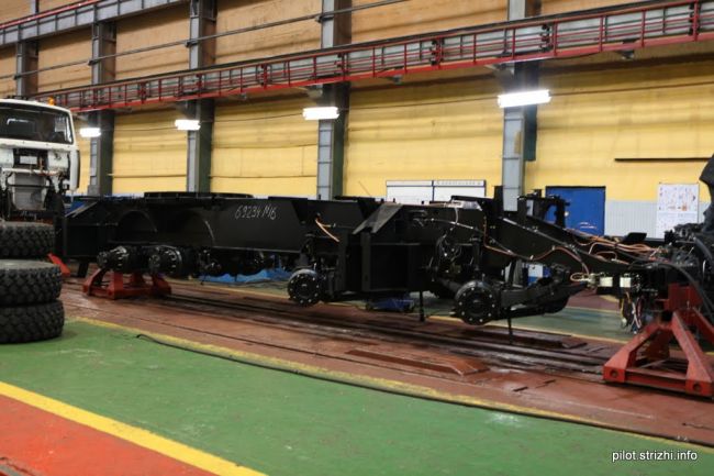 Минский завод колёсных тягачей, Беларусь