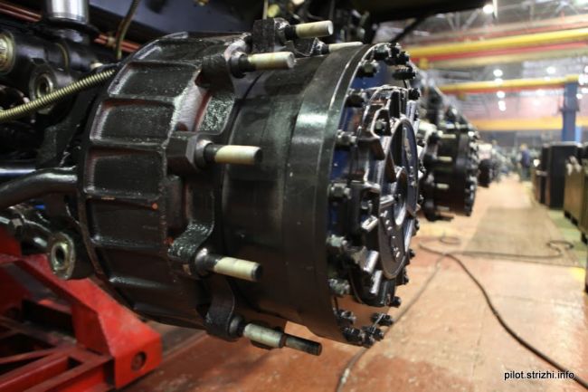 Минский завод колёсных тягачей, Беларусь