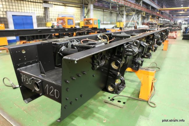 Минский завод колёсных тягачей, Беларусь