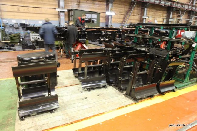 Минский завод колёсных тягачей, Беларусь