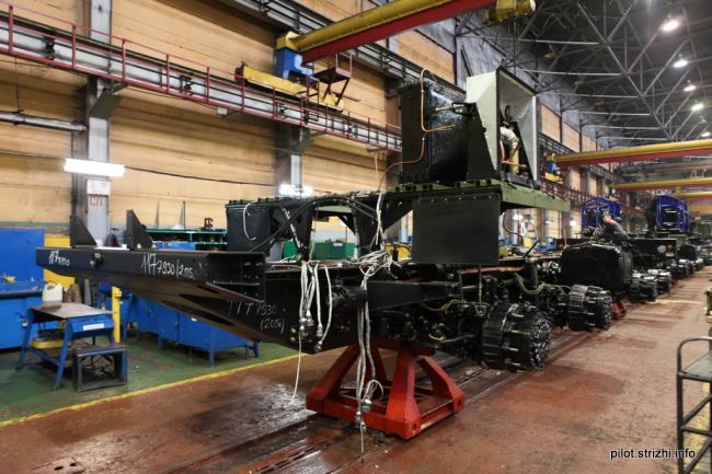 Минский завод колёсных тягачей, Беларусь