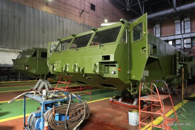 Минский завод колёсных тягачей, Беларусь