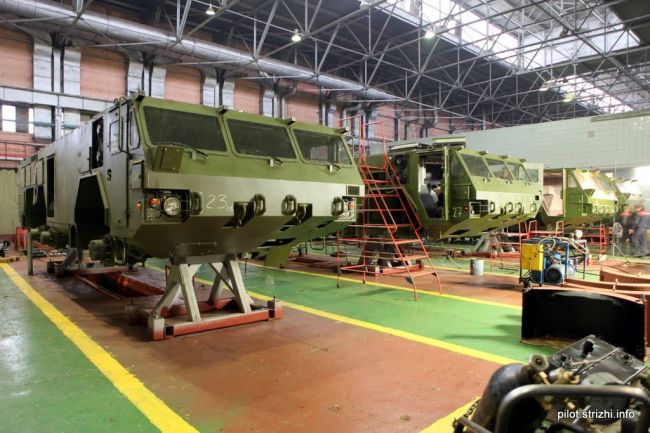 Минский завод колёсных тягачей, Беларусь