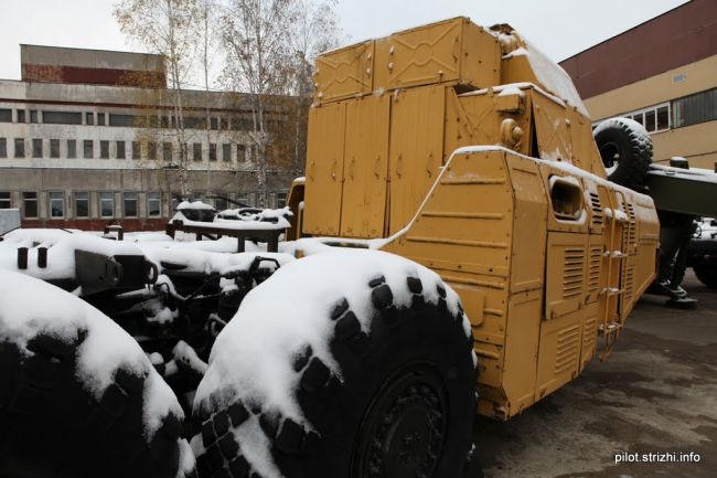 Минский завод колёсных тягачей, Беларусь