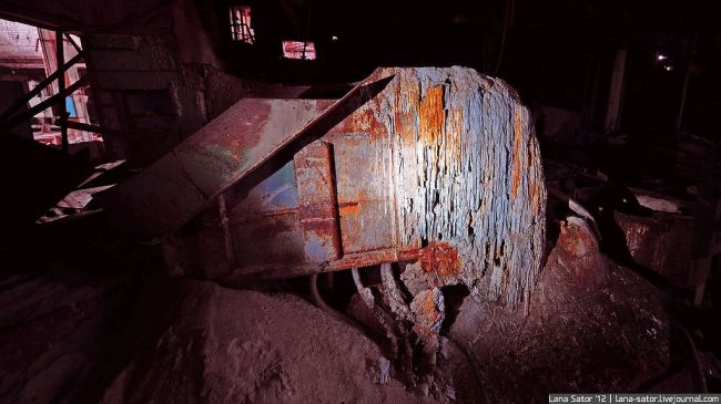 Заброшенный литейный цех